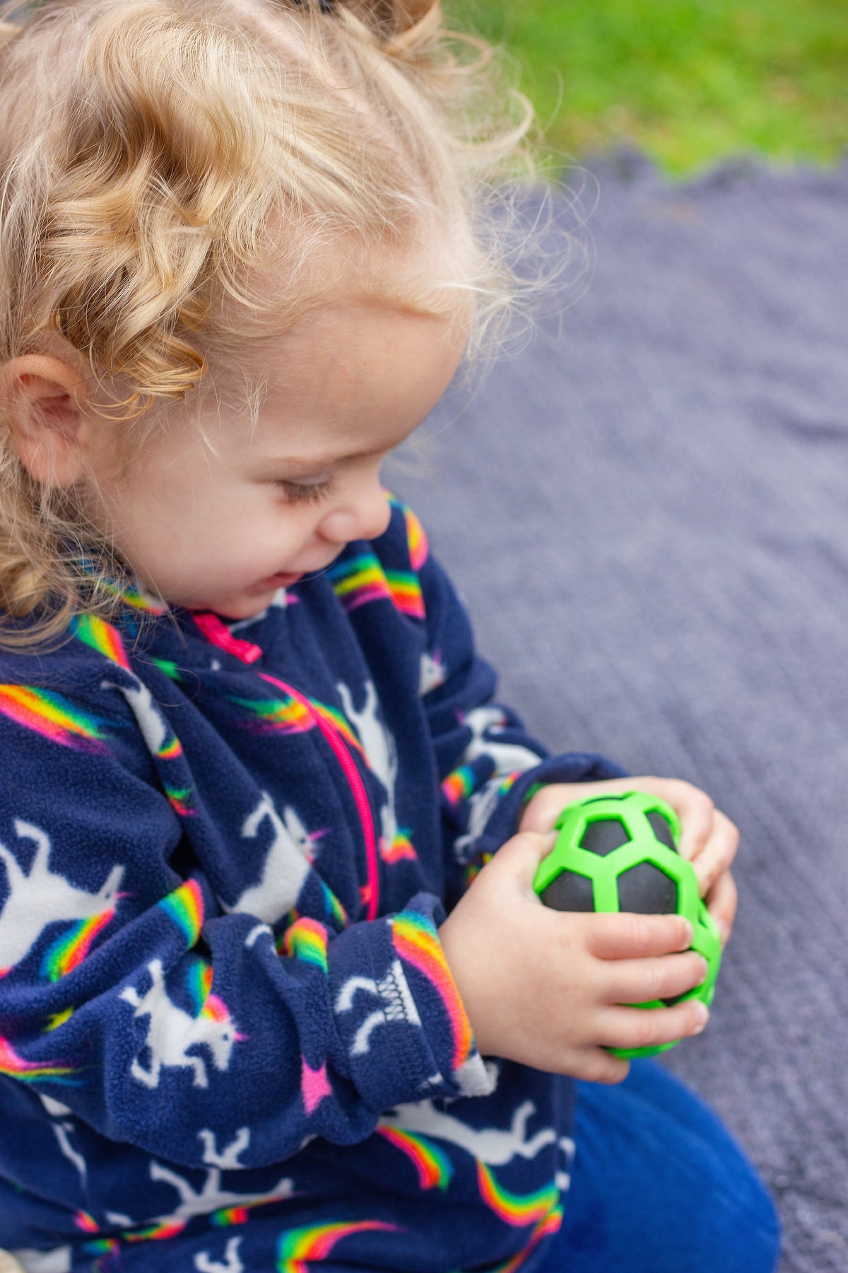 Scrunchems Fusion Mesh Groovy Squishy Fidget Toy
