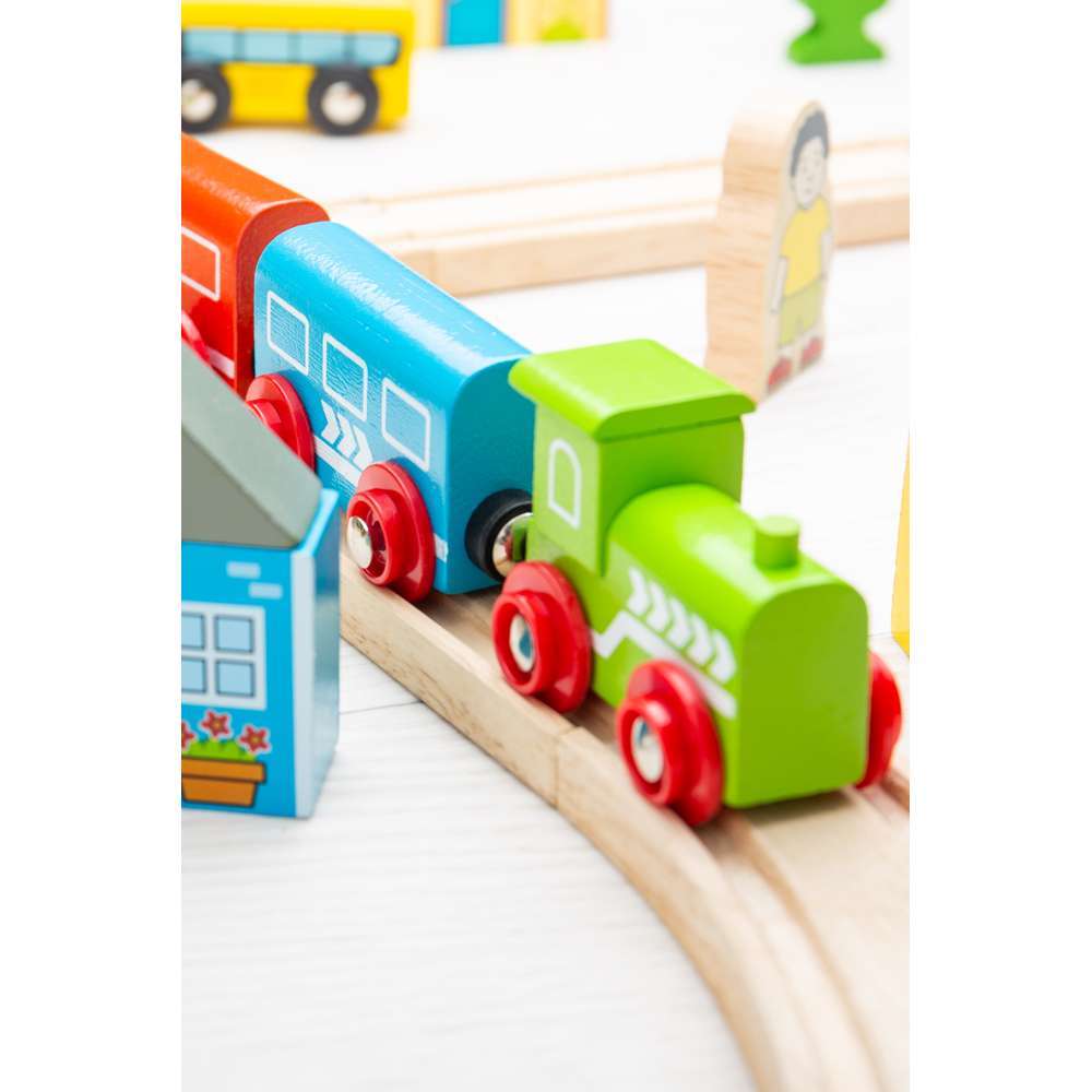 Bigjigs Rail Town and Country Wooden Train Set