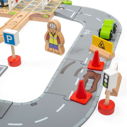 Bigjigs Rail City Road and Railway Wooden Train Set