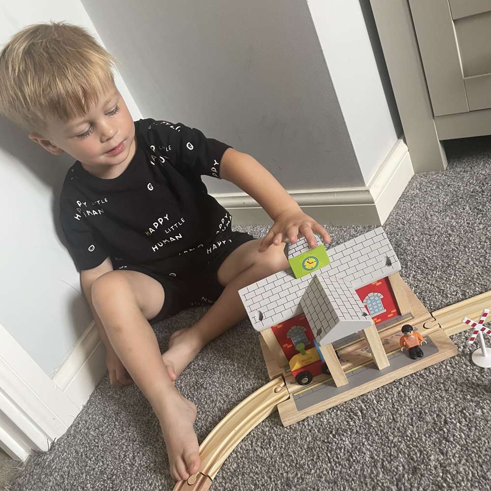 Bigjigs Rail Railway Station Wooden Train Accessory