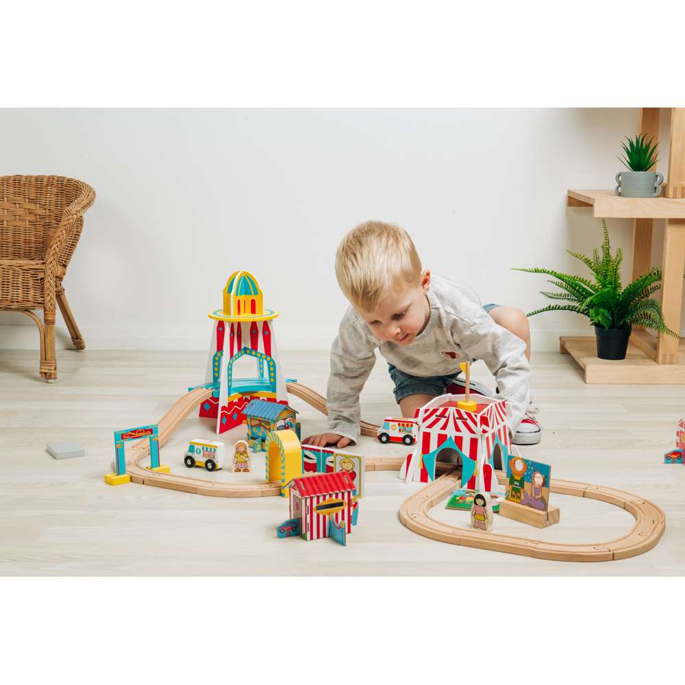 Bigjigs Rail Fun Fair Train Set