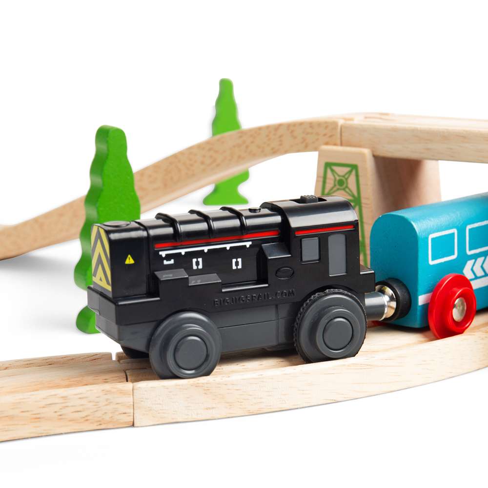 Bigjigs Rail Battery Operated Diesel Shunter Wooden Toy Train